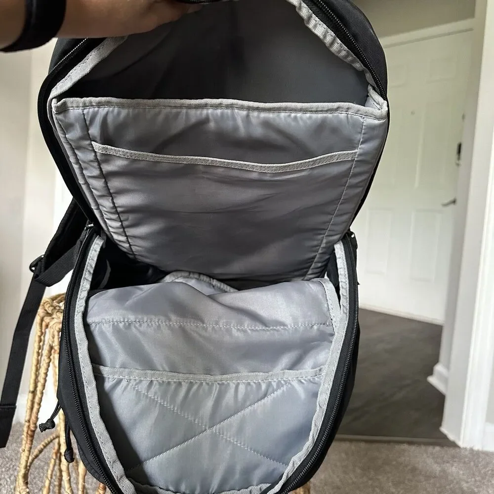 Thule - Achiever 24L Backpack 15